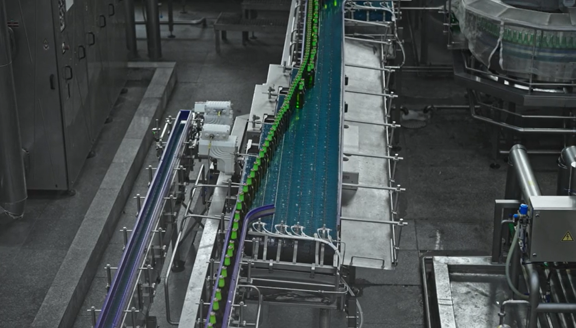 slat chain conveyor application in food beverage and pharmaceutical production lines